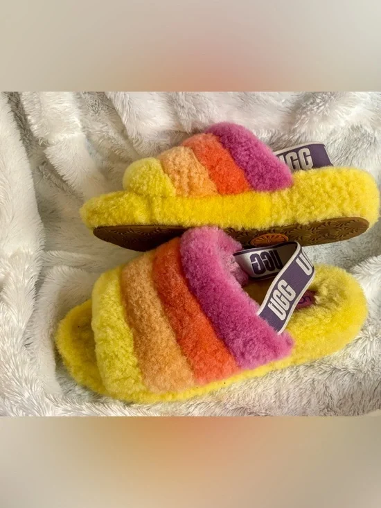 UGG Fluff Yeah Slide Rainbow Pride Shearling Slides Slippers Sz 8 - Picture 1 of 8
